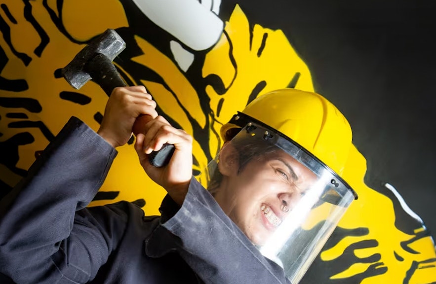 Break Out: anger release and relaxation experience